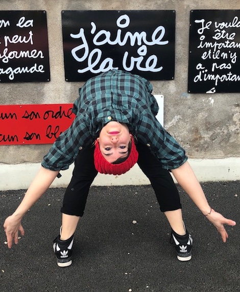 Ruthie Scarpino performing in Paris